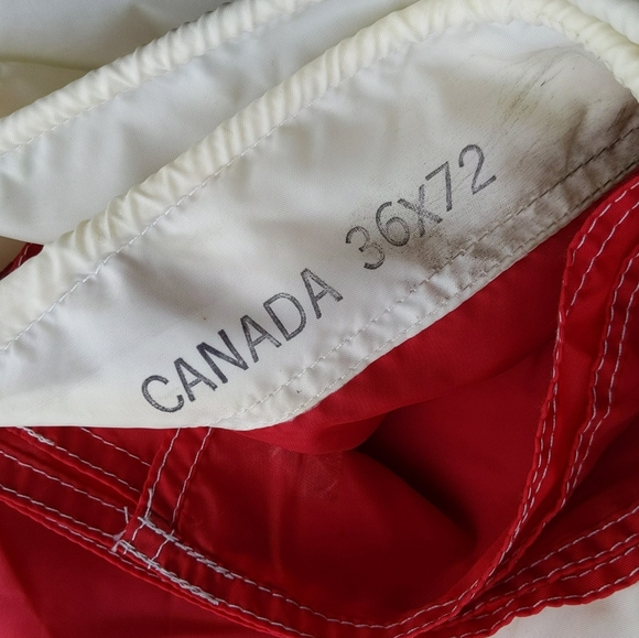 Vintage Nylon Canadian Flag - Picture 3 of 8